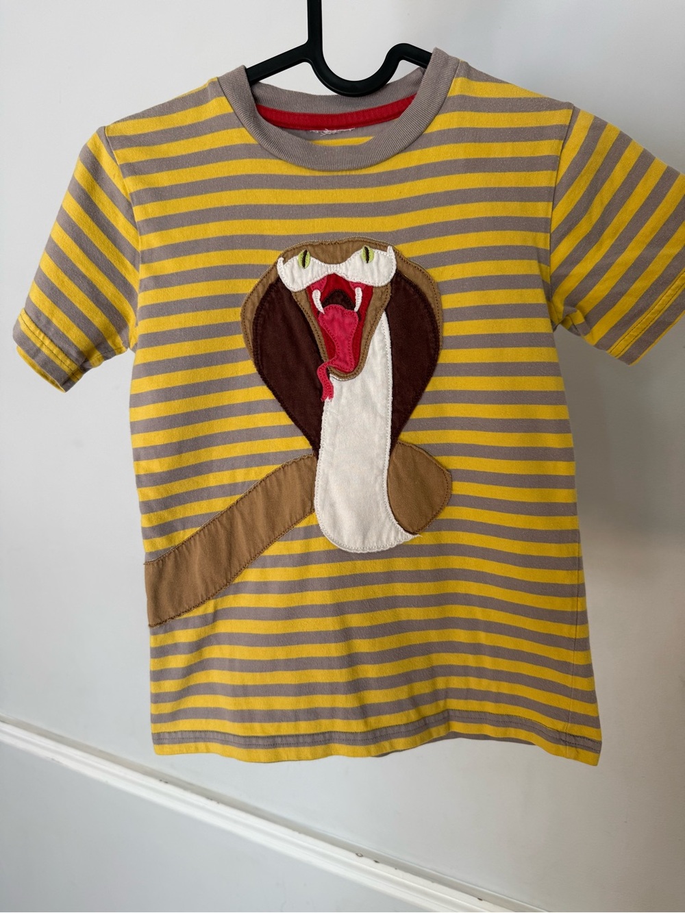 Mini Boden Yellow & Gray Striped Cobra Appliqué Tee